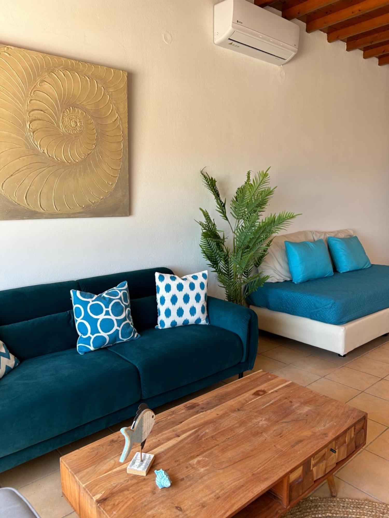 Agyra House Villa Super Paradise Beach  Bagian luar foto